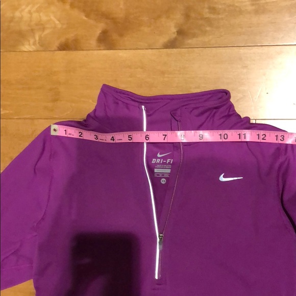 NWOT Nike Pull over - Picture 7 of 8